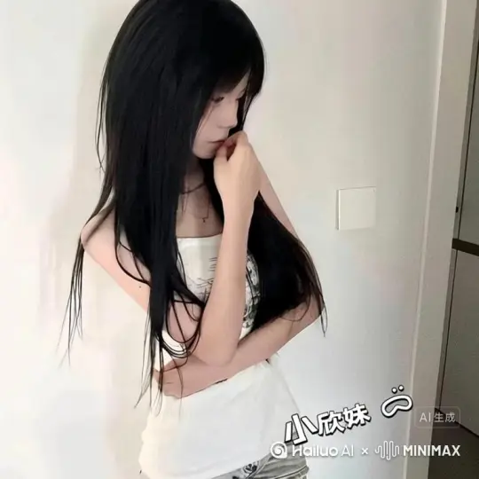 帮我生成一个视频：让图片中的场景动起来，人物变成无数灰色沙尘消失在视频中向右吹走（沙尘数量只在人物漫漫中涌出，然后消失）原比例 模型 高品质[右移,左摇,跟随] by Hailuo AI Video Generator