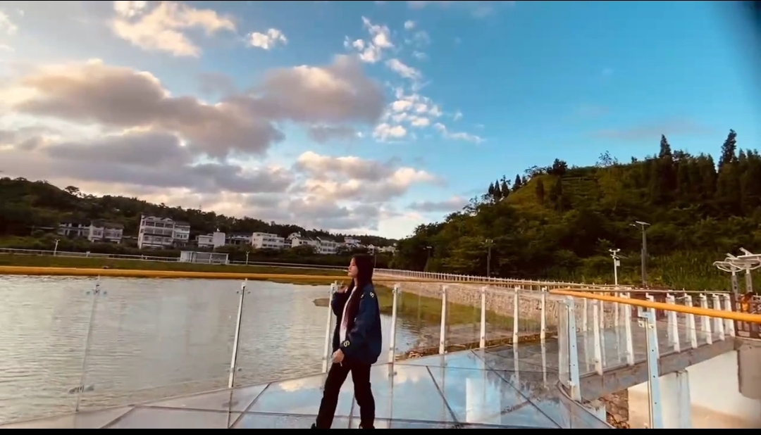video original by Hailuo AI Video Generator