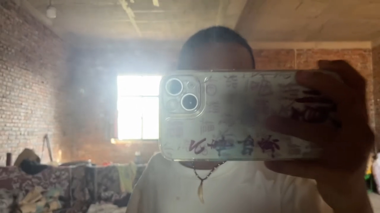 video original by Hailuo AI Video Generator