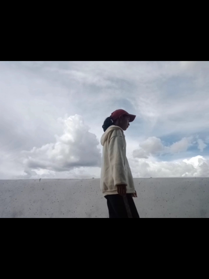 video original by Hailuo AI Video Generator