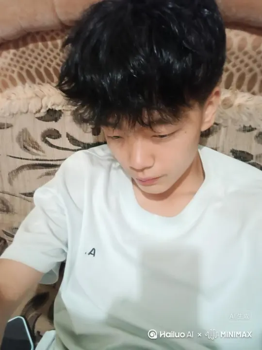 帮我生成一个视频：让图片中的场景动起来，人物变成无数红色颗粒消失在视频中，向右吹走[右移,左摇,跟随] by Hailuo AI Video Generator