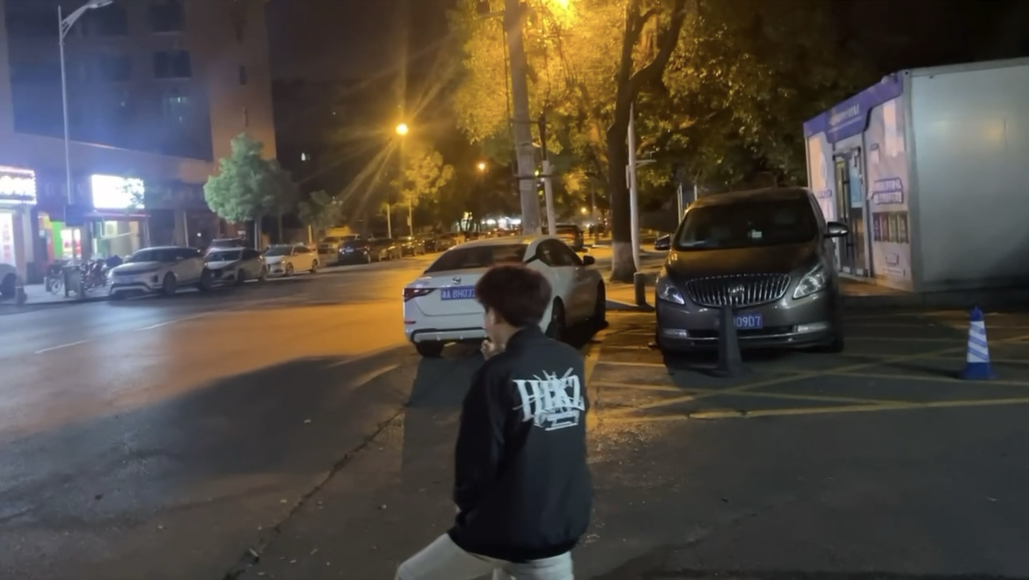 video original by Hailuo AI Video Generator