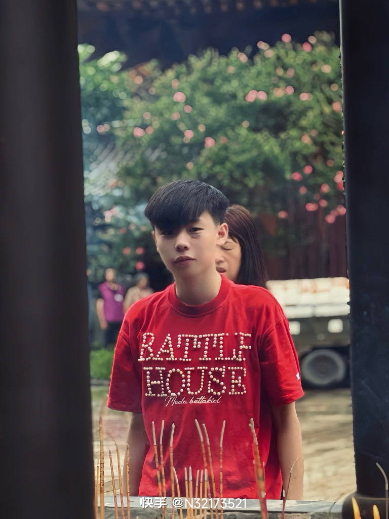 video original by Hailuo AI Video Generator