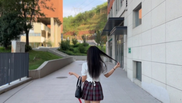 video original by Hailuo AI Video Generator