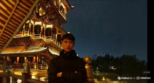 帮我生成一个视频：让图片中的场景动起来，人物变成无数红色花瓣消失在视频中，向右吹走（沙尘数量只在人物慢慢中涌出，然后消失）
比例。模型 高品质 by Hailuo AI Video Generator