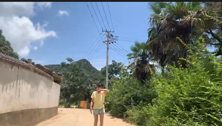 video original by Hailuo AI Video Generator